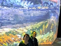 Szkolny Klub Miłośników Teatrów Muzycznych – z wizytą u Mistrza Kopernika, z bukietem słoneczników Van Gogha w ręku…. - 14